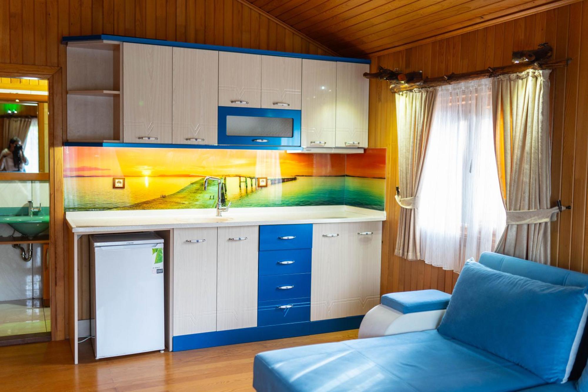 Leontopolis Apart Otel Чирали Экстерьер фото